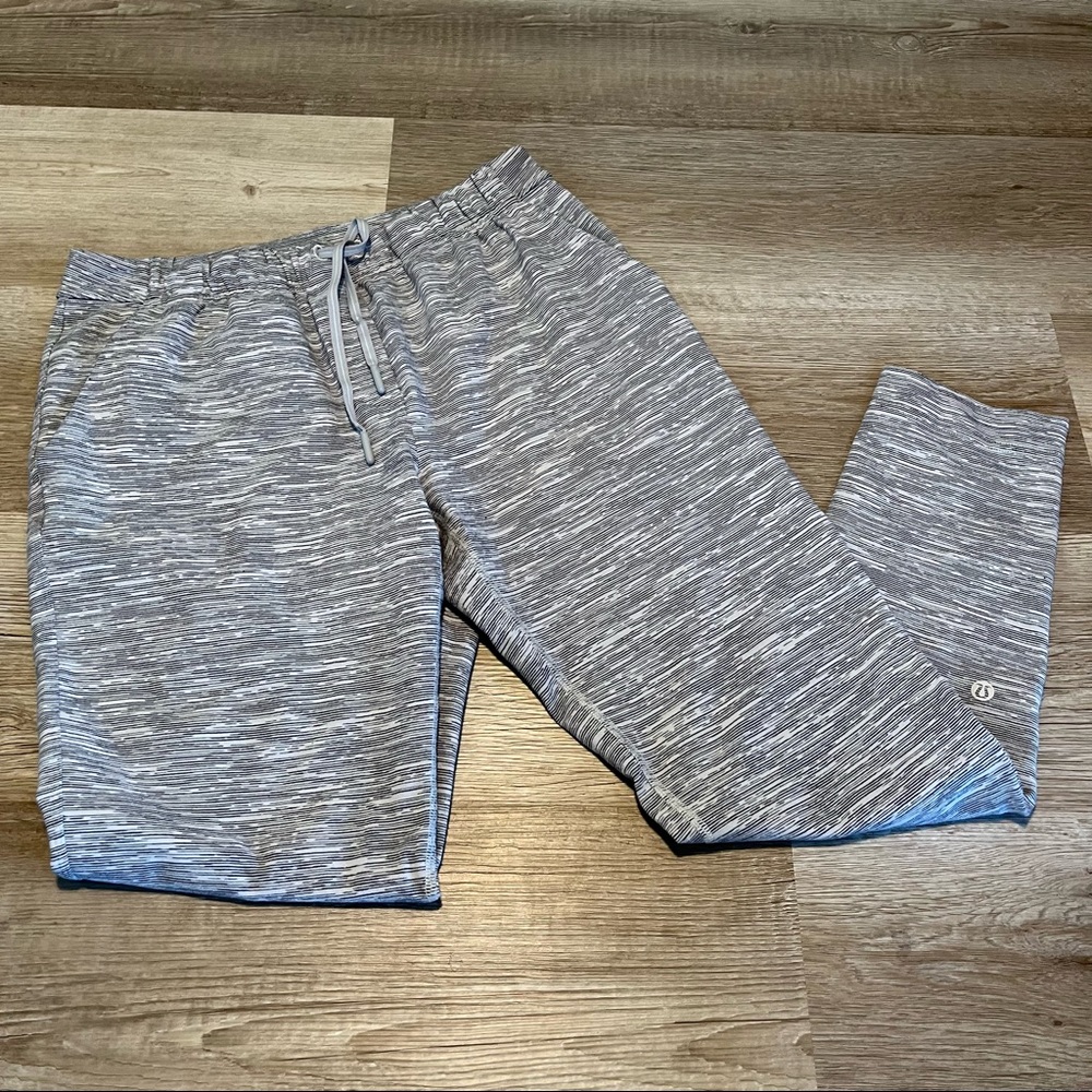 Lululemon sweats
